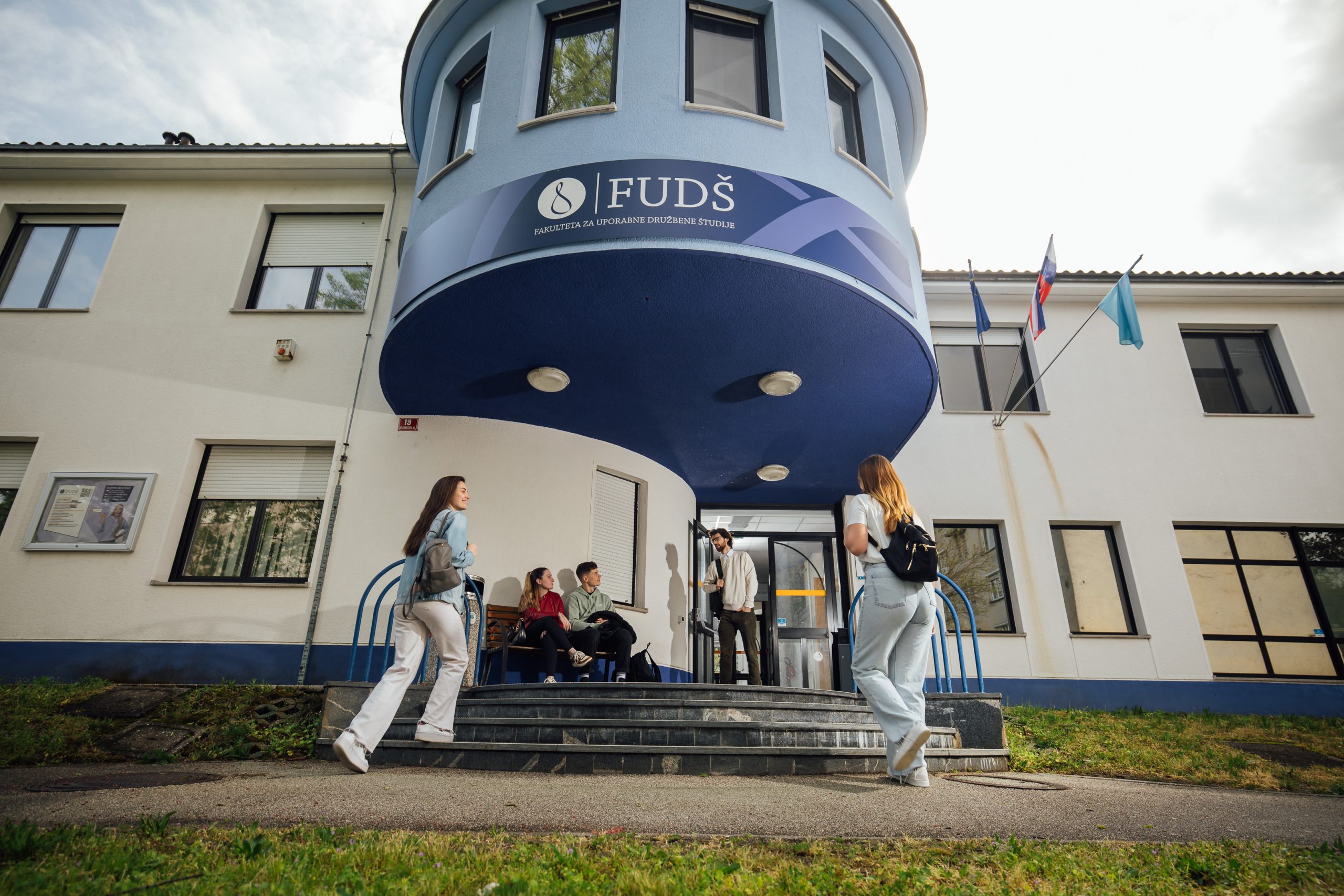 fudš nova gorica prihod študentov