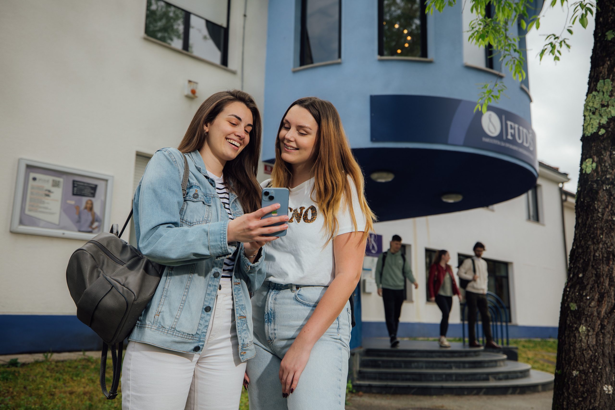 študentke fudš raziskujejo mobilnost študentov erasmus+